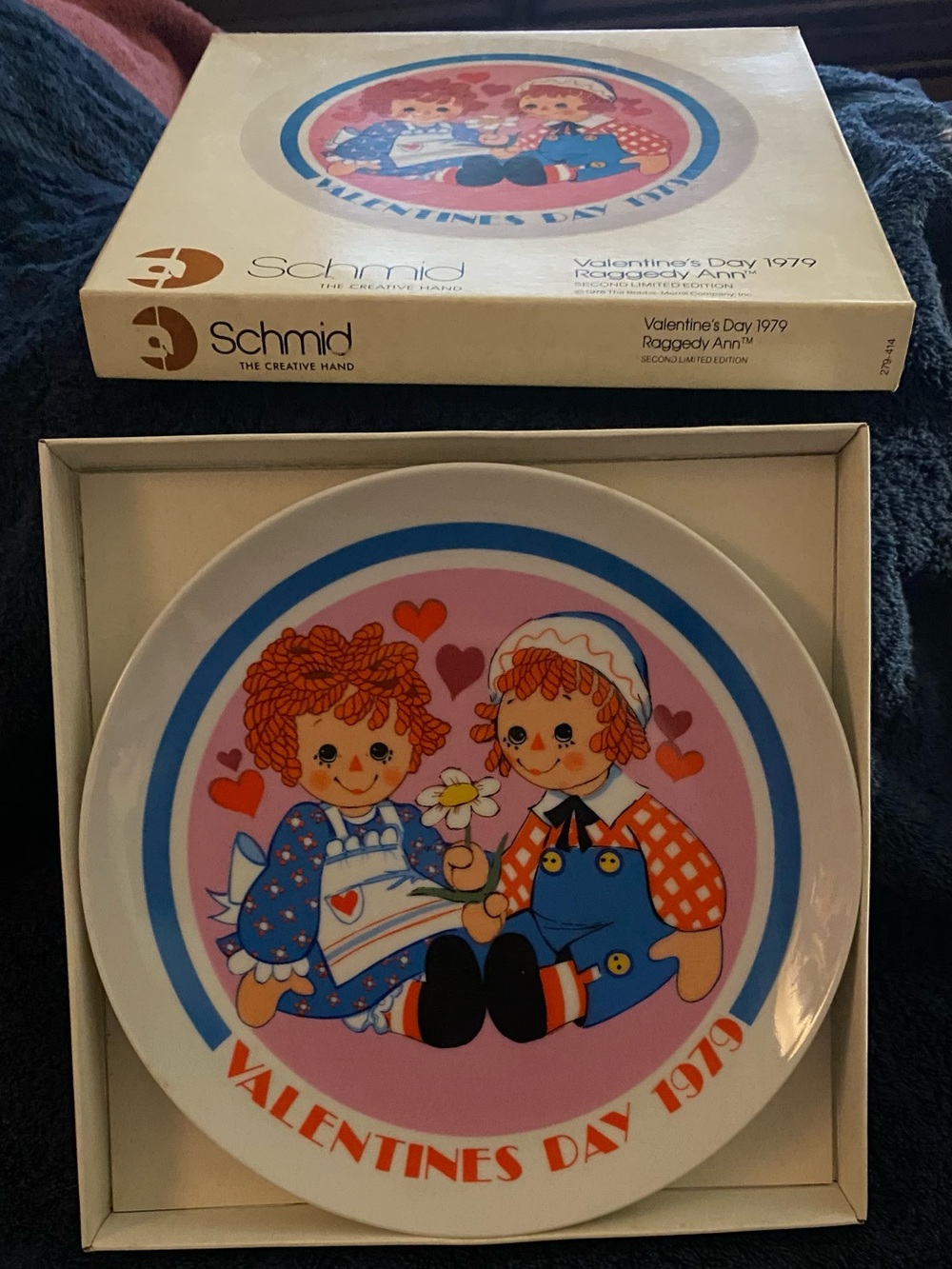 Schmid Raggedy Ann Valentine’s Day Collector Plate - Pink